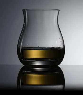 Image au survol de Thomas crystal whisky glass 32cl Glencairn (case pack)